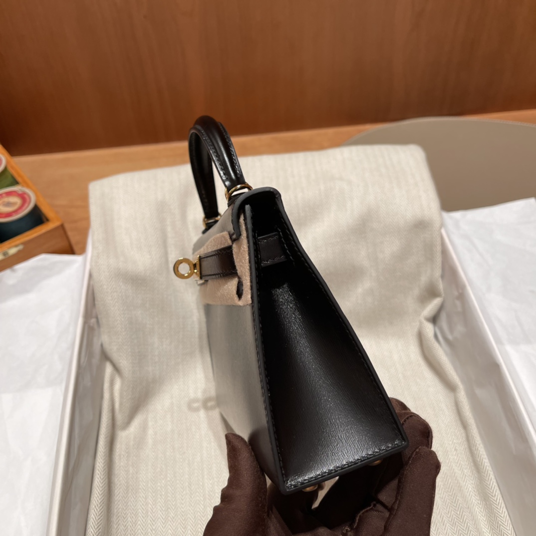 에르메스 미니 켈리백 블랙 금장